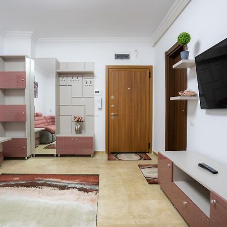 Lake Apartments Solid Мамая Экстерьер фото
