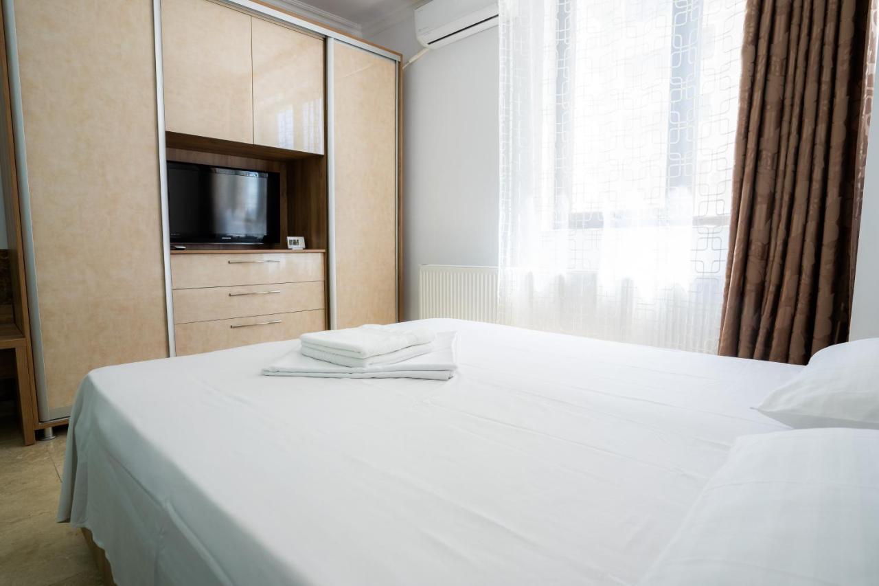 Lake Apartments Solid Мамая Экстерьер фото
