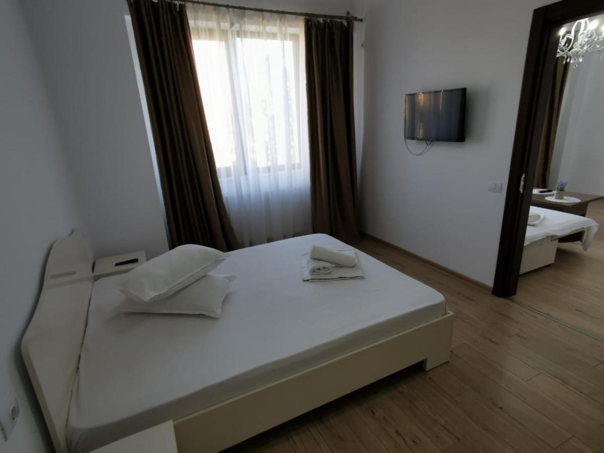 Lake Apartments Solid Мамая Экстерьер фото