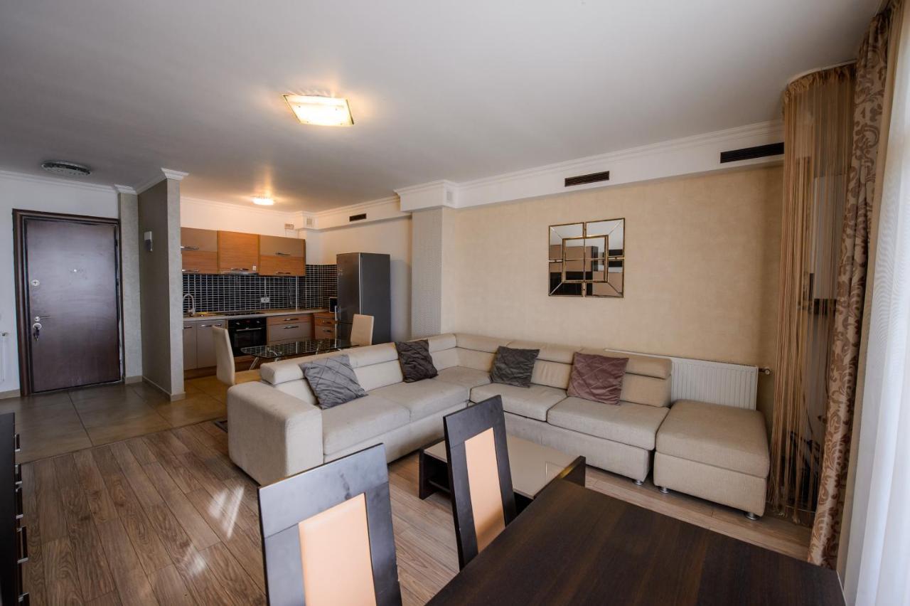 Lake Apartments Solid Мамая Экстерьер фото