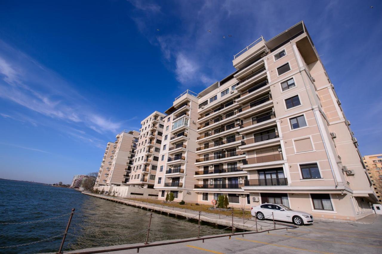 Lake Apartments Solid Мамая Экстерьер фото